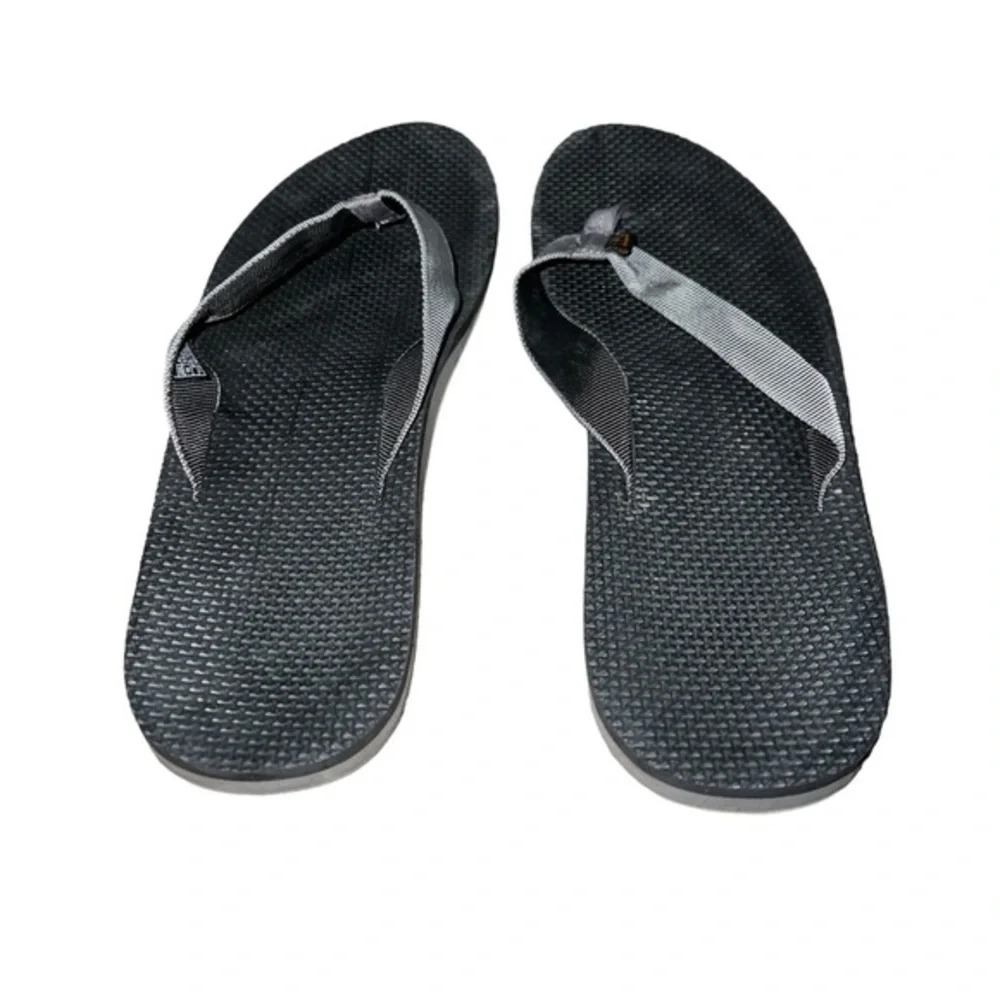 Teva🦎Flip flops🌵